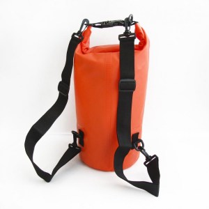 DRY-10L_SCK_10L_dry_bag_orange_shoulder-straps_3-800x8004