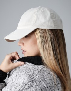 beechfield_b653_beige_lifestyle.jpg_l