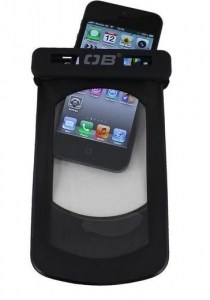 ob1008blk-overboard-waterproof-small-phone-case-black-02_23d9d4aa-438b-4c98-8222-9b673020655c_700x2