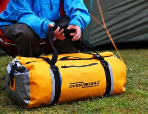 ob1150blk-overboard-waterproof-classic-duffel-black-40-litres-08_700x